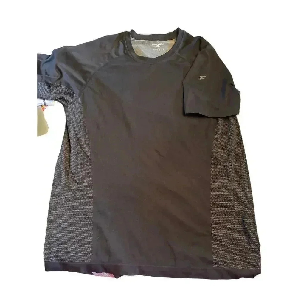 FABLETICS “THE TRAINING DAY” shirt size XL BLACK